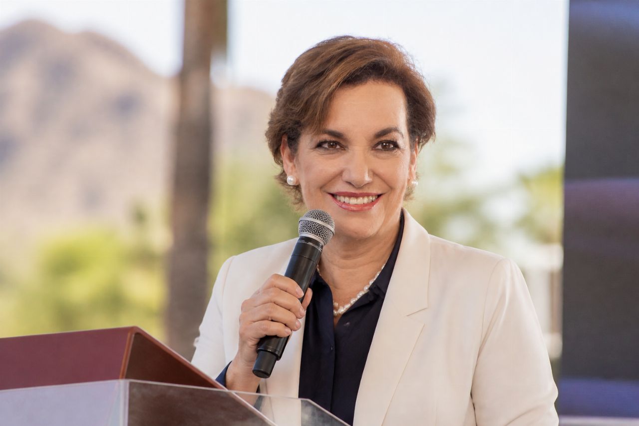 María Dolores del Río destaca la necesidad de experiencia en Sonora